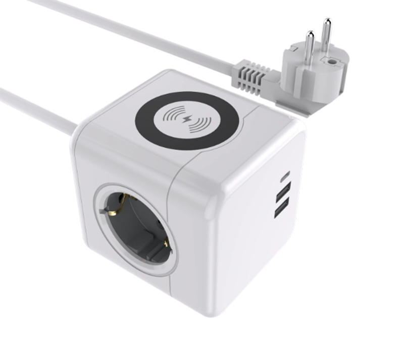 E07 Wired Cube Power Strip sisältää 3 eurooppalaistyyppistä pistorasiaa, 2 USB-A-porttia ja 1 USB-C-portti